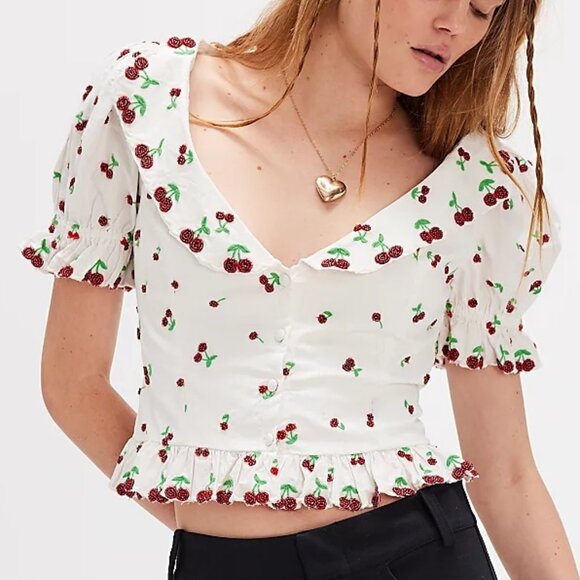 For Love And Lemons Tops - NEW FOR LOVE AND LEMONS BEADED CHERRY WHITE POPLIN BUTTON DOWN TOP SIZE XS